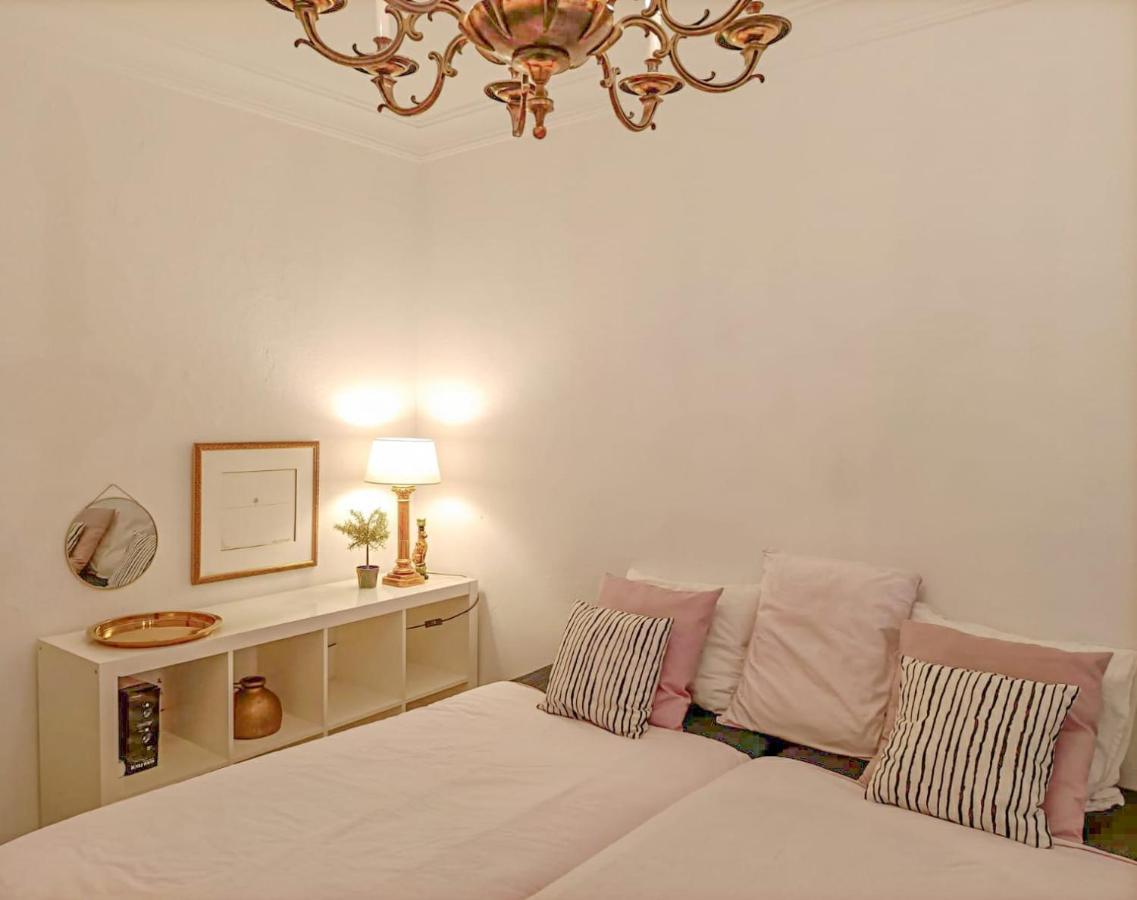 New! Beautiful City Apartment Сантандер Экстерьер фото